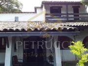 Casa com 3 dormitórios à venda, 600 m² por R$...