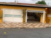 Casa com 3 dormitórios à venda, 60 m² por R$ 650.000,00...