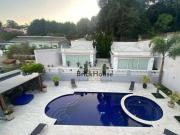 Casa com 3 dormitórios à venda, 700 m² por R$...