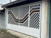 Casa com 3 dormitórios à venda, 70 m² por R$ 370.000...