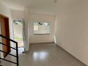 Casa com 3 dormitórios à venda, 72 m² por R$ 309.000,00...