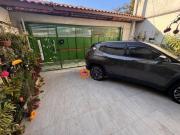 Casa com 3 dormitórios à venda, 72 m² por R$ 750.000,00...