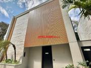 Casa com 3 dormitórios à venda, 739 m² por R$...