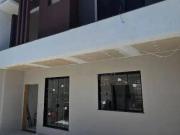 Casa com 3 dormitórios à venda, 75 m² por R$ 650.000,00...