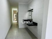 Casa com 3 dormitórios à venda, 80 m² por R$ 295.000,00...