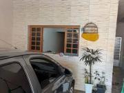 Casa com 3 dormitórios à venda, 88 m² por R$ 372.000,00...