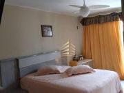 Casa com 3 dormitórios à venda, 905 m² por R$...