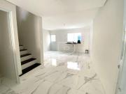 Casa com 3 dormitórios à venda, 90 m² por R$ 635.000,00...
