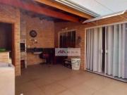 Casa com 3 dormitórios à venda, 90 m² por R$ 699.900,00...