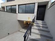 Casa com 3 Dormitórios à Venda no Centro de Carapicuíba...