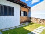 Casa com 3 dormitórios à venda, no Recreio Maristela...