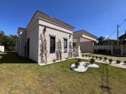 Casa com 3 dormitórios à venda por R$ 2.500.000,00...