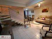 Casa com 3 dormitórios, Condomínio Village de Córsega...