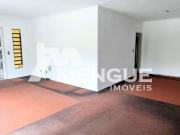 Casa com 3 dormitórios e 4 vagas à venda no bairro...