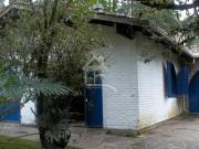 CASA COM 3 DORMITÓRIOS EM BAIRRO TRANQUILO