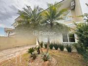 Casa com 3 dormitórios em Canoas