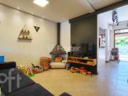 Casa com 3 dormitórios em Porto Alegre