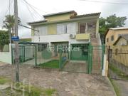Casa com 3 dormitórios em Porto Alegre