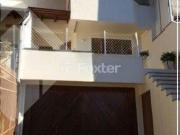 Casa com 3 dormitórios em Porto Alegre