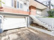 Casa com 3 dormitórios em Porto Alegre