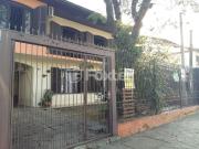Casa com 3 dormitórios em Porto Alegre