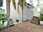 Casa com 3 dormitórios em Porto Alegre