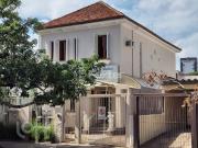 Casa com 3 dormitórios em Porto Alegre
