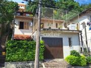 Casa com 3 dormitórios em Porto Alegre