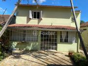 Casa com 3 dormitórios em Porto Alegre