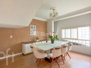 Casa com 3 dormitórios em Porto Alegre