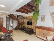 Casa com 3 dormitórios em Porto Alegre