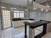Casa com 3 dormitórios no bairro Jardim Barão