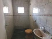 Casa com 3 dormitórios para alugar, 130 m² por R$...