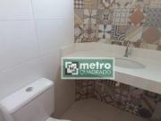 Casa com 3 dormitórios para alugar, 150 m² por R$...