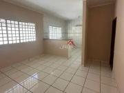 Casa com 3 dormitórios para alugar, 200 m² por R$...