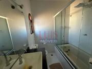 Casa com 3 dormitórios para alugar, 200 m² por R$...