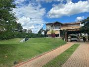 Casa com 3 dormitórios para alugar, 220 m² por R$...