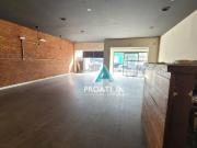 Casa com 3 dormitÃ³rios para alugar, 226 mÂ² por R$...