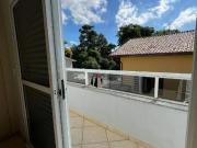 Casa com 3 dormitórios para alugar, 250 m² por R$...