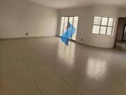 Casa com 3 dormitórios para alugar, 325 m² por R$...