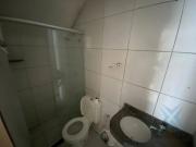 Casa com 3 dormitórios para alugar, 75 m² por R$...