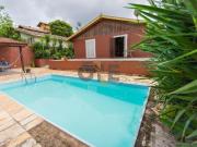 Casa com 3 dormitórios, sendo 1 suíte à venda Granja...