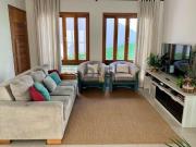 Casa com 3 dormitórios, sendo 1 suíte para venda na...