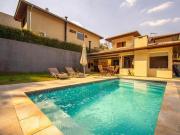 Casa com 3 dormitórios sendo 3 suítes para venda Granja...