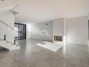 CASA COM 3 DORMITÓRIOS / SUÍTES EM CONDOMÍNIO FECHADO EM...