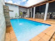 Casa com 3 pavimentos 6 suítes Financia Taguatinga Norte