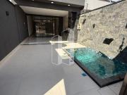 Casa com 3 Quartos, 1 Suíte, 3 Vagas e com 112M²...