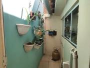 Casa com 3 quartos 1 suite, com placa solar no Aeroporto