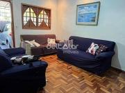 Casa com 3 quartos, 2 vagas de garagem, 2 banheiros...