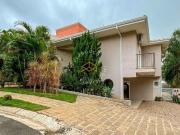 Casa com 3 quartos, 350 m², aluguel por R$ 14.800 Swiss...